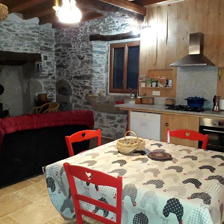 Les Ecuries De La Sabatarie Hotel Cambounes Buitenkant foto
